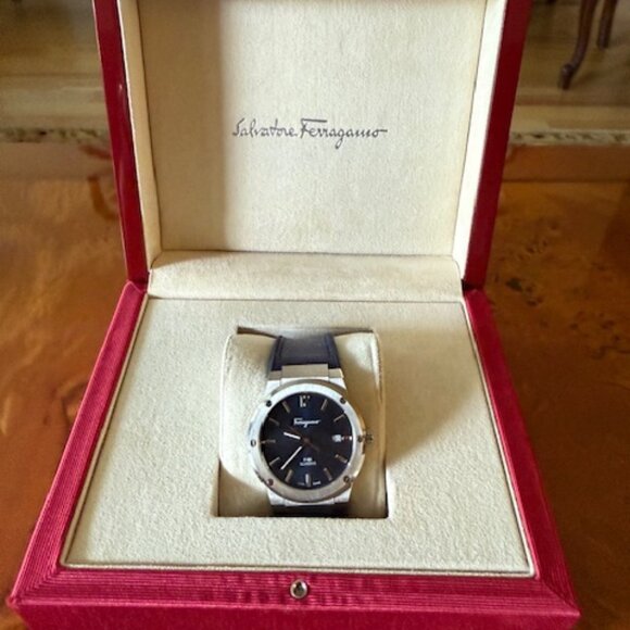 Ferragamo Men's F-80 Watch Classic Blue Leather Strap Blue Dial 42mm & Watch Box - Picture 5 of 13